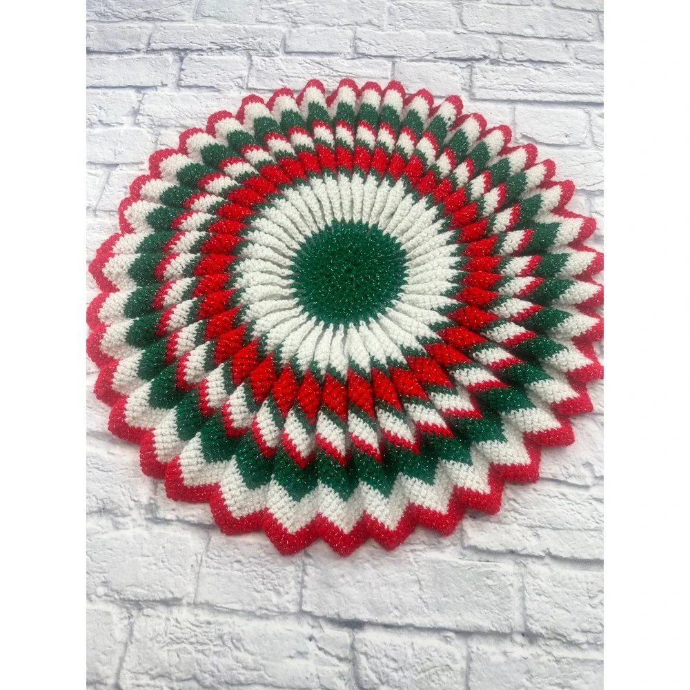 Handmade Crochet Christmas Table Topper Red Green White Silver Sparkle Spiral